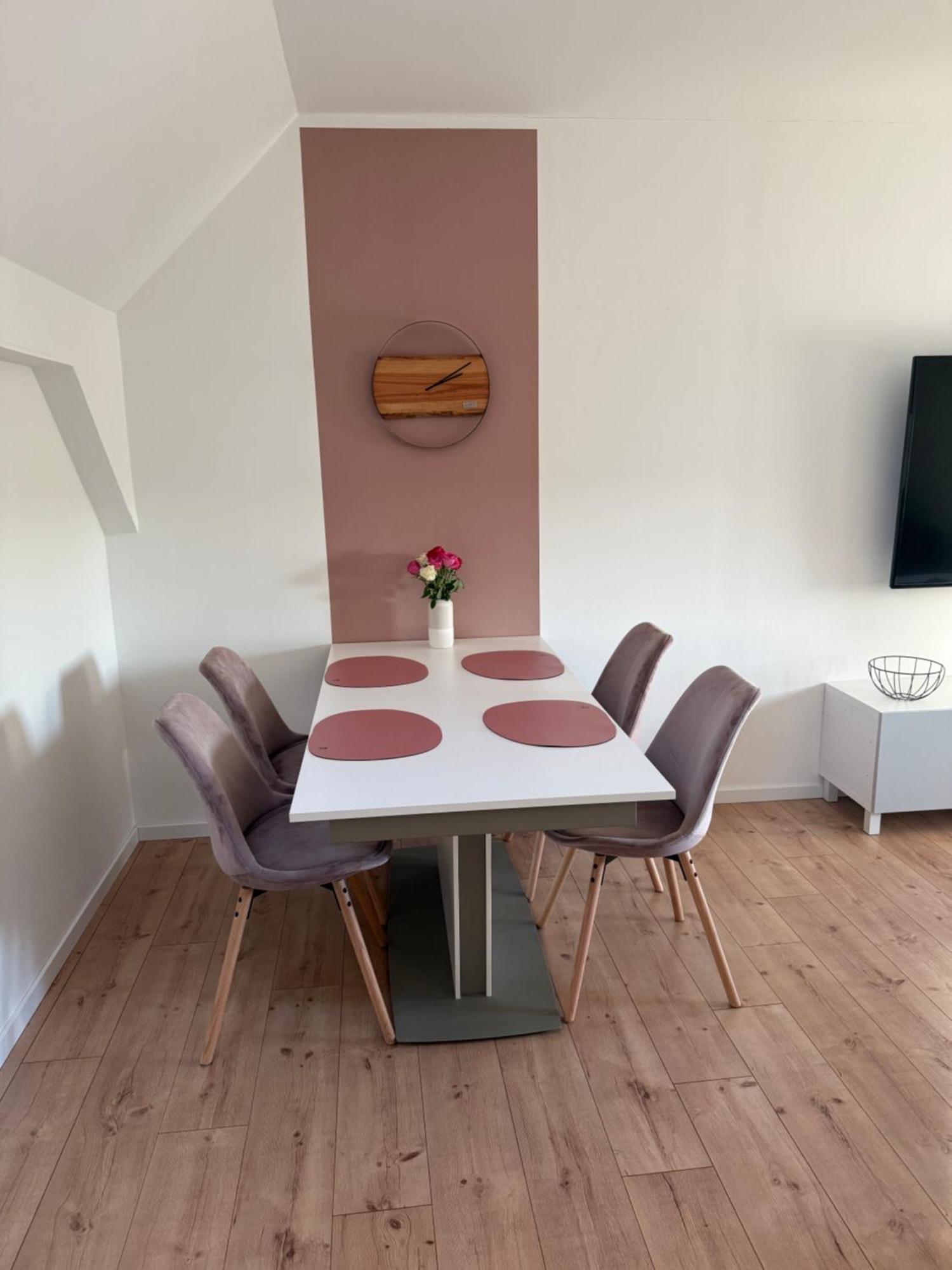 Grosse Ferienwohnung In Ostseenaehe Schonberg  Buitenkant foto